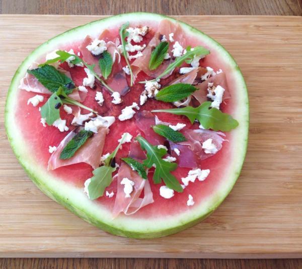 今日インスタにアップしたい！話題の“すいかピザ”って？