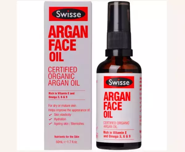 【肌サラサラぷるんっ】ベタつく夏こそ取りいれたい！美容オイル3選