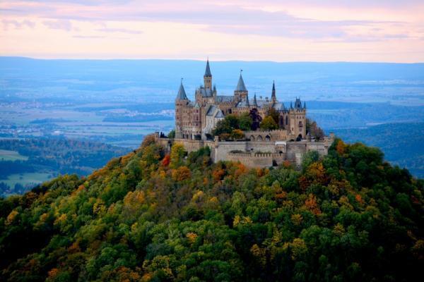 【乙女心をくすぐる】まるで童話の世界！一度はみに行きたいお城3選