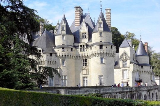 【乙女心をくすぐる】まるで童話の世界！一度はみに行きたいお城3選