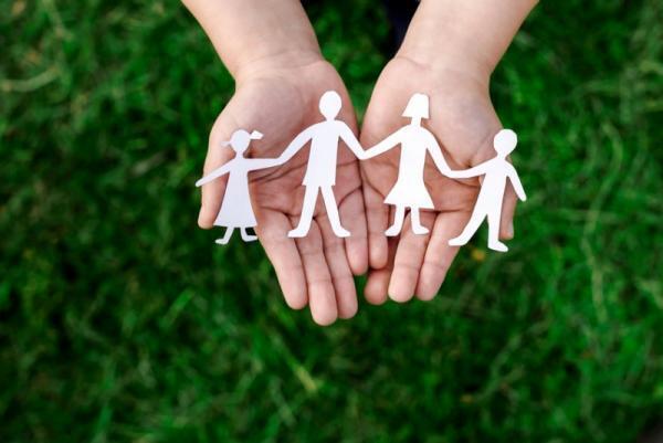 「可愛いんだもん！」友達の子ども待ち受けにする独女、どう思われてる？