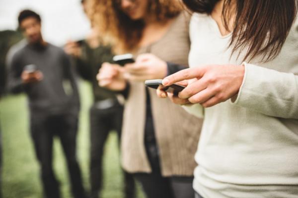 【現代病】誰もが抱えている「ちょい病み依存」ってどんなもの？