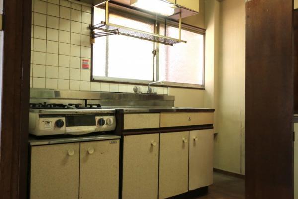 築40年に見えない！人気DIYショップスタッフのリノベ術【キッチン編】