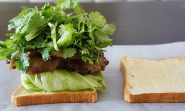 恐るべき断面美！ビジュアル系サンドイッチの超手軽な作り方