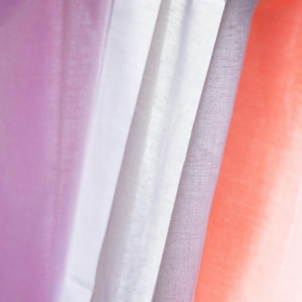 布アイテムだけでおしゃれ部屋に！【パパッとできる模様替え術】