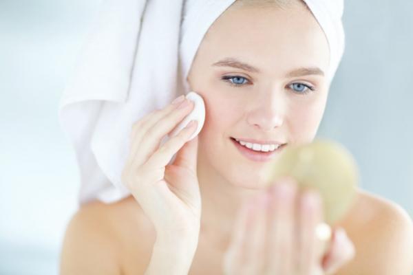 【夏の紫外線で疲れた肌に】ミネラルコスメって本当にいいの？