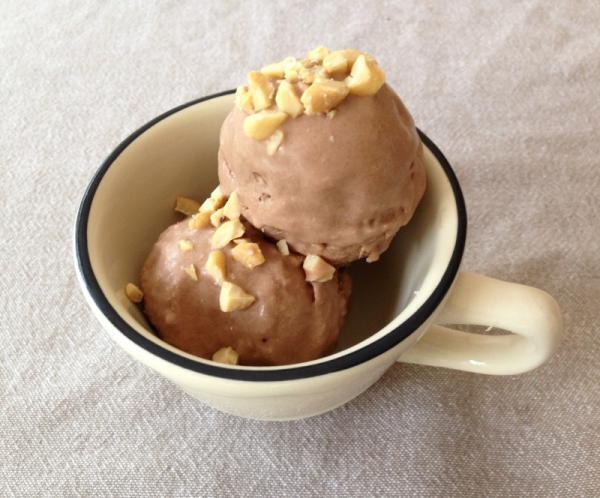 【話題のギルトフリー】ダイエット中もOKなココナッツアイスレシピ