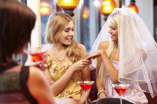 モヤモヤの原因は異文化だった！独身女子が既婚女子とうまく付き合っていく方法