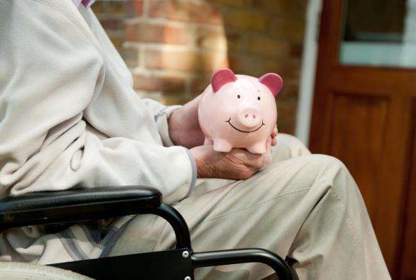 一生ソロ？！老後のためにはいくら貯金しておけばいいの?