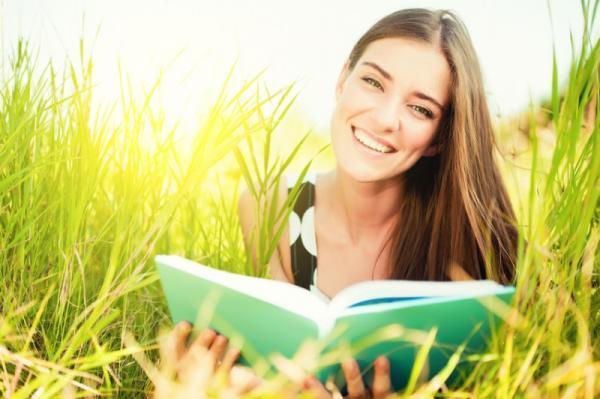 仕事辞めるのもあり!?脱サラ・ソロ女が活躍する小説３選