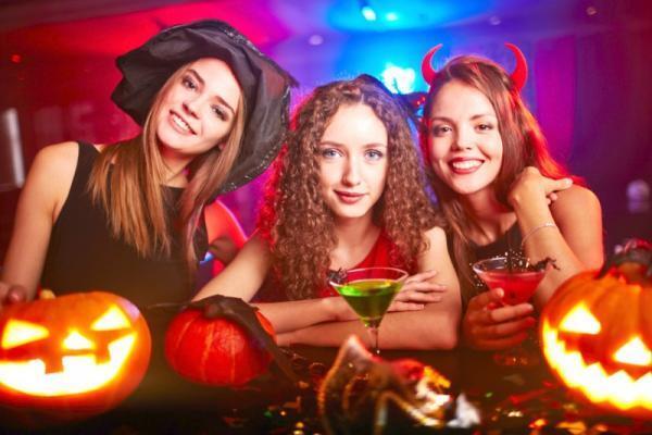 見ているだけでテンション上がる！海外セレブのハロウィンコスチューム特集