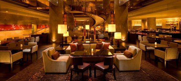 まだ帰りたくない！終電後も１人で楽しめる【大人の夜遊びスポット】4選