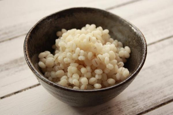 ダイエットや美容に◎！もち麦の美味しい冷凍保存術・活用レシピ