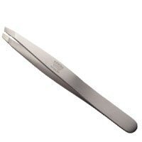 たるみの原因にも！ いますぐ見直そう【毛抜き】の種類とお手入れ法