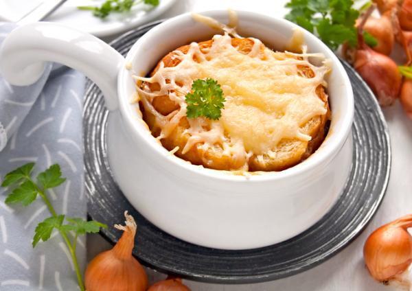 家飲み女子必見！１品で栄養チャージもできる【おつまみスープ】って？