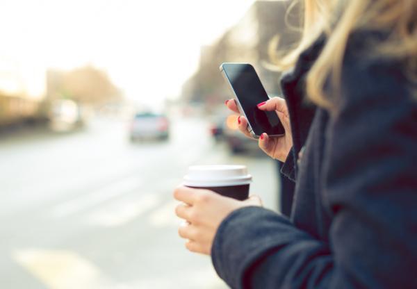 若い女子のやり方じゃダメ！35歳からの「恋愛LINEテク」4つの掟