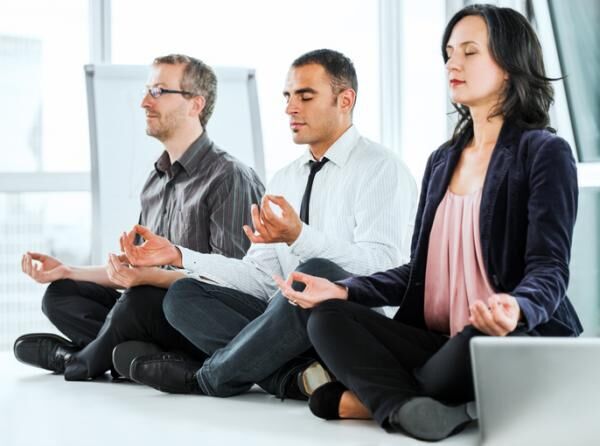 Google、Facebook、トップ企業が取りいれるマインドフルネス瞑想の実践法