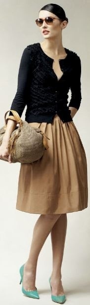 可能性は無限大！普通のカーディガンの着まわし大作戦【専門家がこっそり明かす！30代からの幸せを呼ぶファッション】