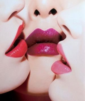 男性の視線が集中する！魅惑のくちびるの作り方～オンナは色っぽさが武器～