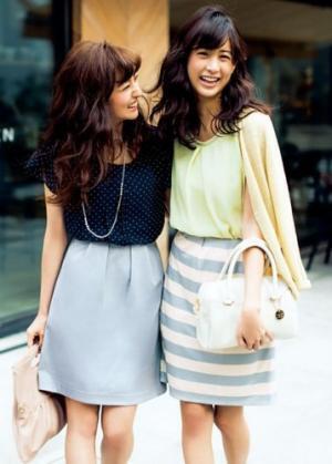 男の視線を独り占め！清楚＆垢抜け女子アナ風オフィススタイルの作り方