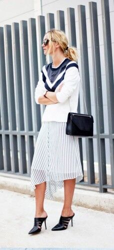 脱・地味なオンナ!流行の「ピンストライプ」を着こなすカンタンなルール