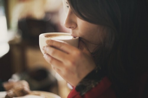 男が思わず釘付けになる！笑顔を100倍かわいく見せる方法とは