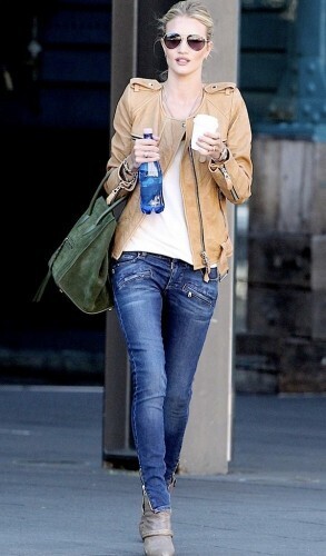 マンネリコーデを劇的おしゃれに！今冬の流行色をさりげなく取り入れるには？