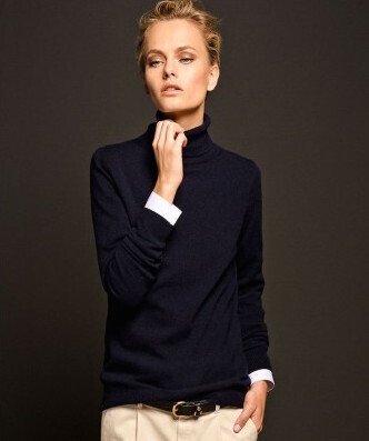 優秀ニットは「今年っぽい」のに来年も着られる!? 買わなきゃ損する冬ニットたち！