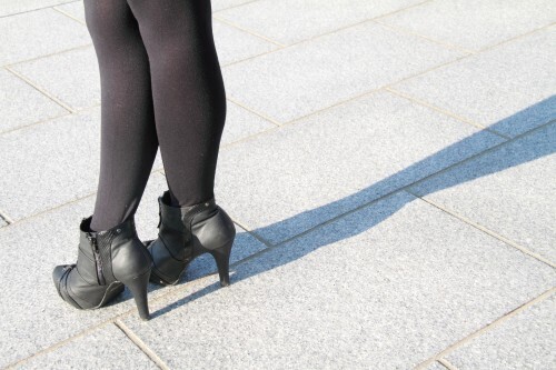 同じ脚だとは思えない！ブーツスタイルを劇的にオシャレにみせるスタイリング3つ