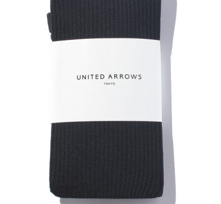 無難すぎる黒タイツは終わり！上品な色気がでる美脚・黒タイツの選び方