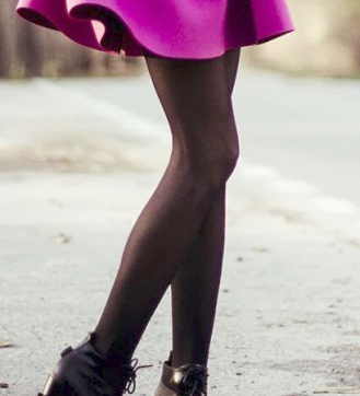 無難すぎる黒タイツは終わり！上品な色気がでる美脚・黒タイツの選び方