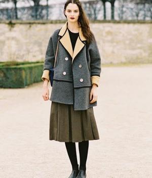 旬のミモレ丈スカートとコートのバランスって？オススメコーデとNG例