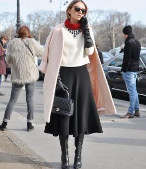 旬のミモレ丈スカートとコートのバランスって？オススメコーデとNG例