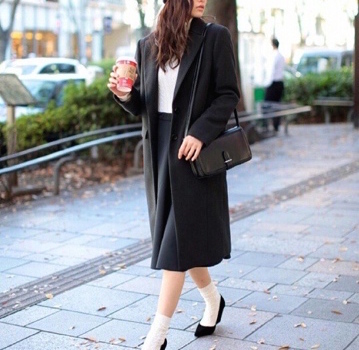 旬のミモレ丈スカートとコートのバランスって？オススメコーデとNG例