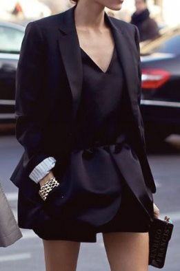 あなたも痛いかも!? 笑われる前に今時パーティーファッションを知るべし