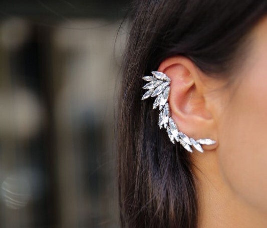 新年は脱マンネリファッション！今冬らしい主役級アクセとは