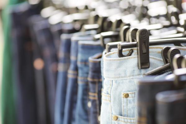 デニムは”爽やか”に履くべし！男受けバツグンの着こなし術＆ブランドとは？