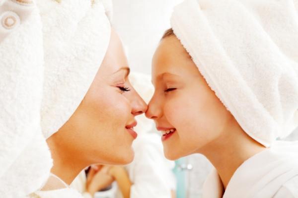 カバーしながら肌には優しい!? 30代からの美容液ファンデって？