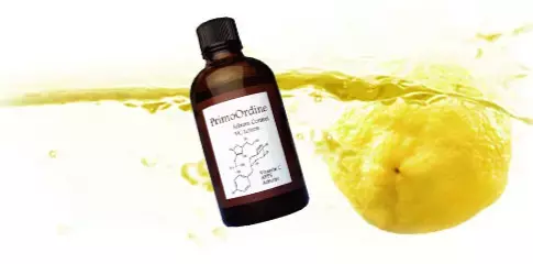 止まらない大人ニキビに終止符を。アラサーからはじめる間違いのないケアとは？