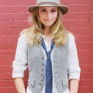 色気を出すならメンズライクアイテムを！あなたの隠れた魅力を引き出してくれる!!