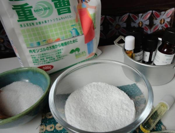 【お安く美肌を作る！】重曹マッサージクリーム＆バスソルトの簡単レシピ