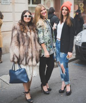 気になるヒップやお腹をカバーして「タイトパンツ」を着こなす方法