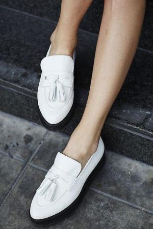 マスト買いの春のトレンド靴はこれ！オシャレなのに「楽ちん」シューズって？