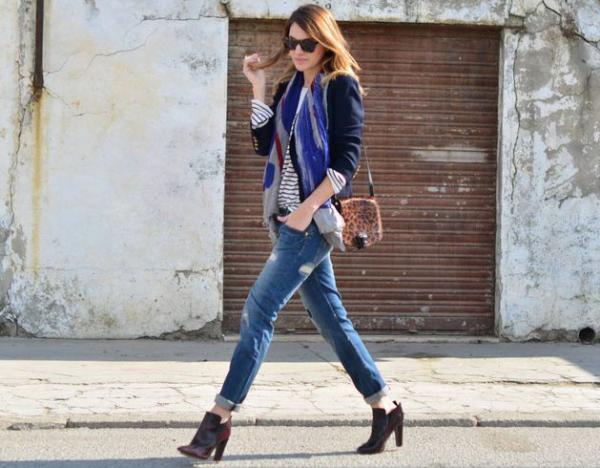 今春はスカーフが大注目！「さりげないのにオシャレ」に見えるスカーフの使い方って？