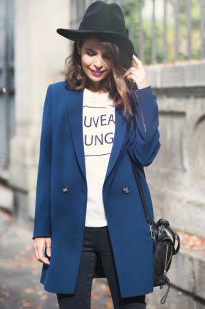 オンもオフも大活躍！春の大本命「チェスターコート」の着まわしテクとは？