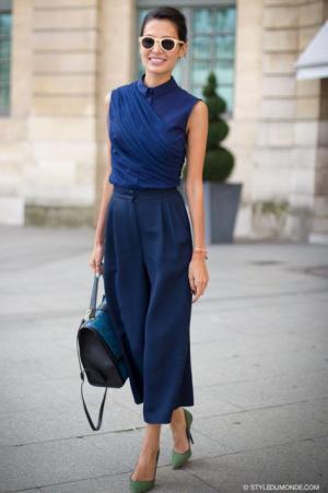 だれでも知的で上品に！「ネイビー」の今シーズンらしい着こなし方とは？