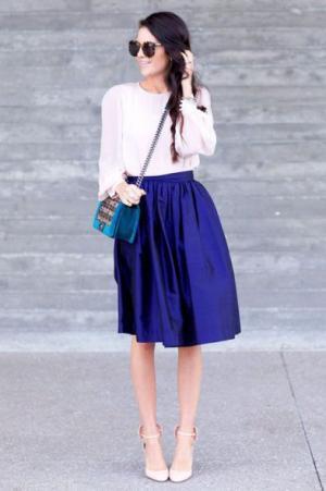 だれでも知的で上品に！「ネイビー」の今シーズンらしい着こなし方とは？