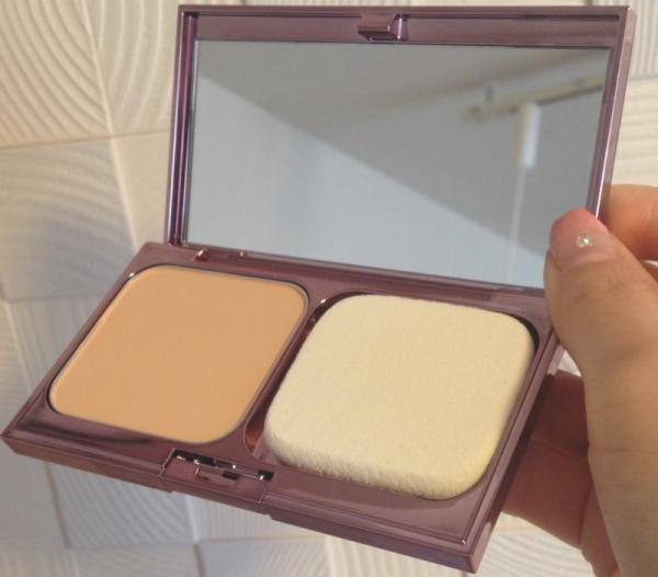 肌の「黄ばみ」にもう悩まないで！誰もがマネしたくなる新発想メイク術とは？