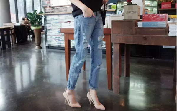 Under1万円！大人女子が今シーズン着こなしたいトレンドデニムって？