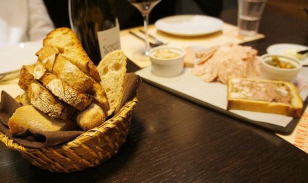 【食べても太らない】めちゃくちゃ食べてもパリジェンヌがなぜか細い理由とは？